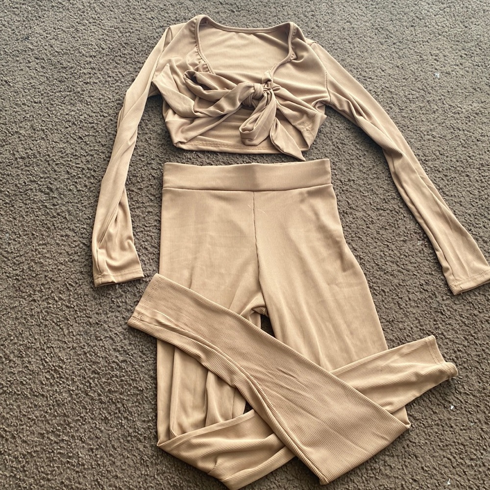 Two piece crop top tie shirt and pant set